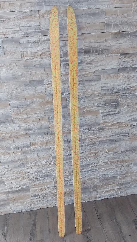 Bežecké lyže so šupinami + palice, fischer,160-169 cm