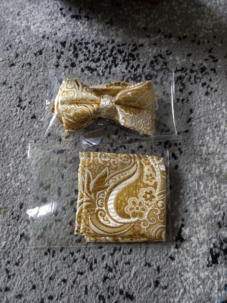 Motýlik + vreckovka,