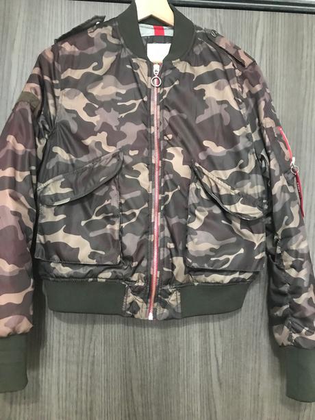 Damska bunda, bershka,s