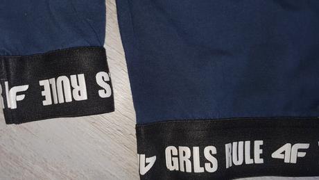 Tepláková suprava 4f, 134