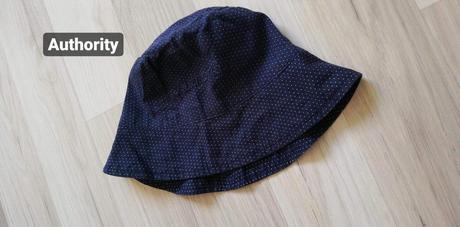 Letný klobúčik, authority,128