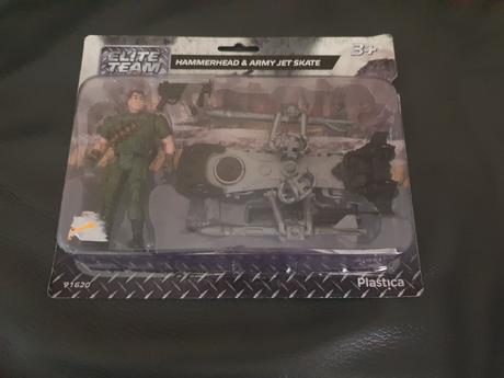 Hracka pre maleho vojaka,