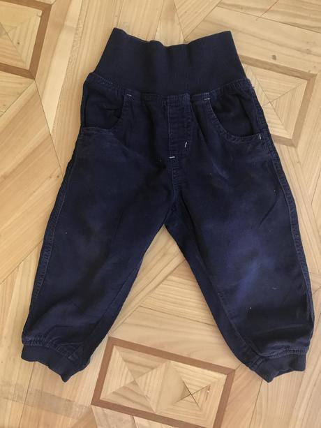 Tenké menčestrové nohavice, lupilu,86