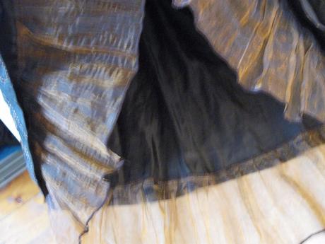 Hnedé šaty s výšivkou a flitrami + bolerko , 38, 38