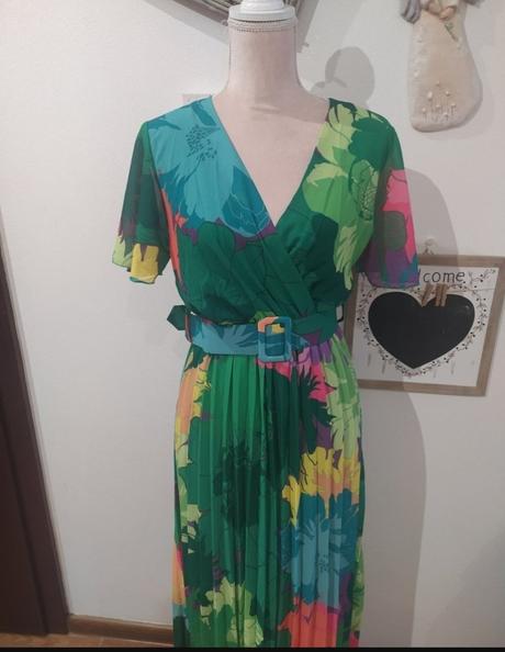 Kvetované dlhé šaty, m / s