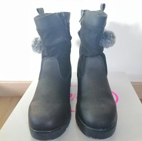 Cizmicky s brmbolcami, graceland,33