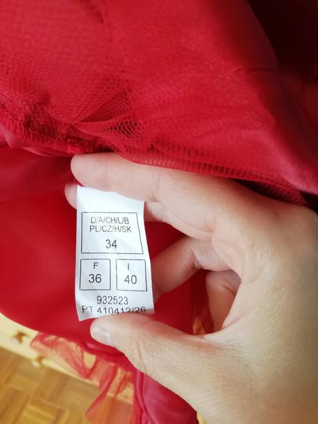 Predám červené spoločenské šaty veľ 34/36, orsay,34