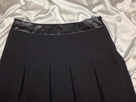 Kvalitná čierna sukňa, c&a,40
