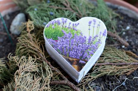 Levanduľová šperkovnica, 