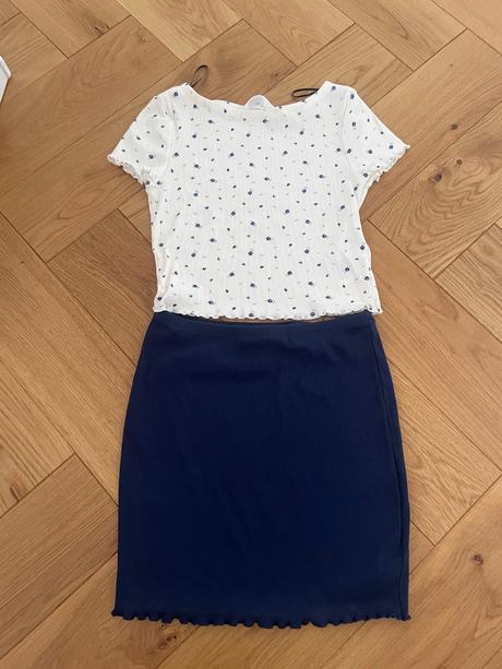 Suprava sukna a tricko, h&m,146