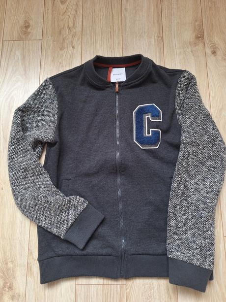 Mikinka reserved, reserved,164