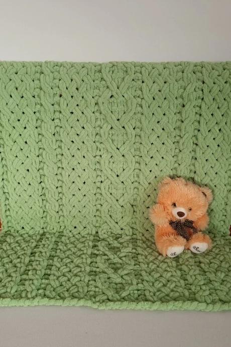 Mäkučká detská puffy deka do postieľky zelená, 