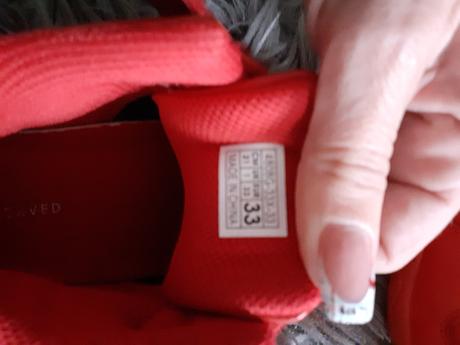 Tenisky, reserved,33