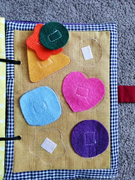 Šitá kniha quiet book,