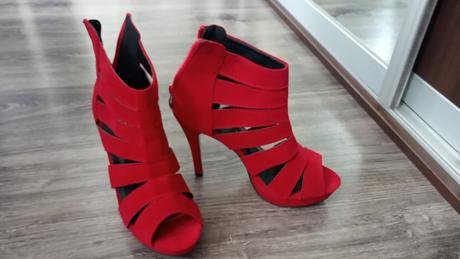 Predám dámske topánky, 39