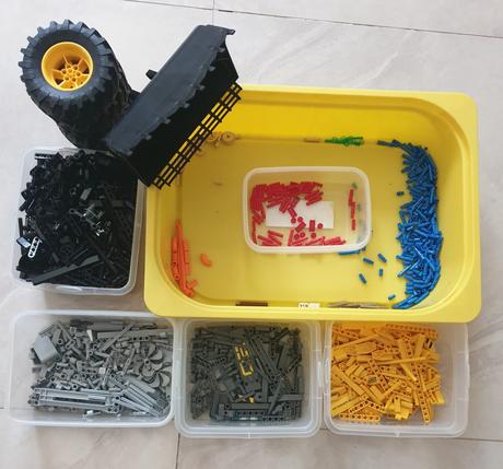 Lego technic 42081 volvo  kolesový nakladač, 