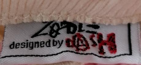 Tepláky zombie dash, 74