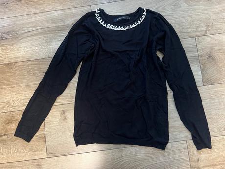 Svetrík s aplikáciou, reserved,m