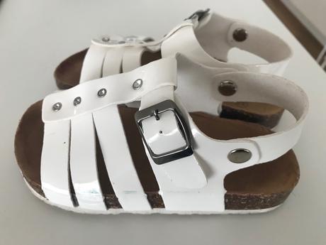 Biele sandalky zn. ccp, 30