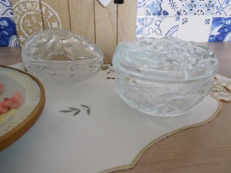 Sklenené cukorníčky ,, 