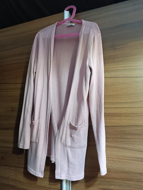 Kardigan sveter, 146