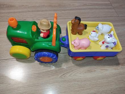 Traktor so zvieratkami, 