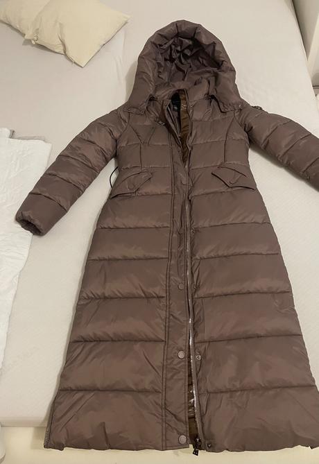 Krasny kabat mayo chix, mayo chix,m