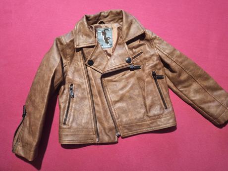 Koženka, reserved,98