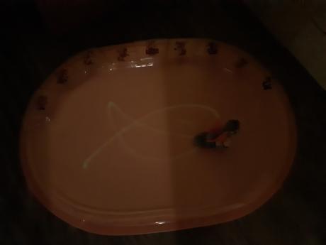 Klzisko s filly fairy kresliacim konikom, 