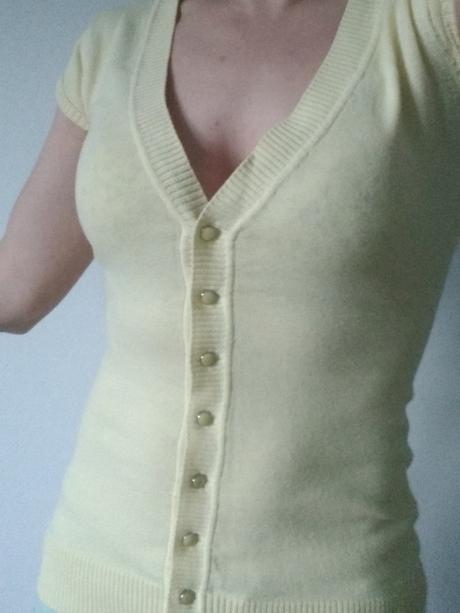 Svetložlté tričko/pulovrik, xs