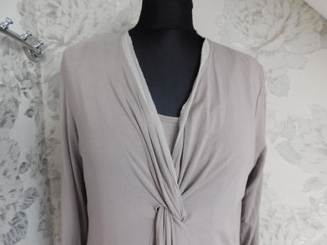 Pekna kvalitna tunika, 42