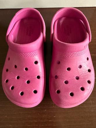 Crocs, crocs,32