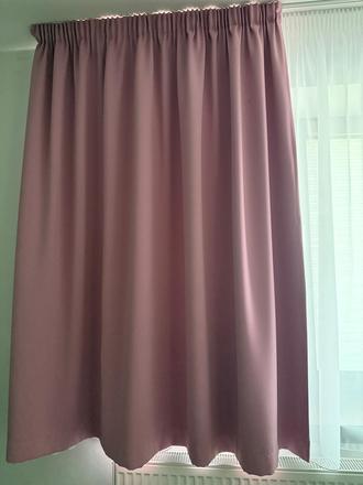 Krásne ušitá záclona a 2ks závesy,