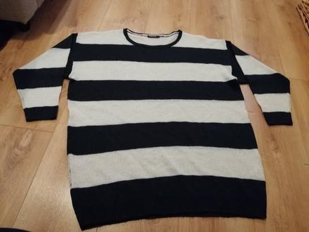 Pruhovany predlzeny svetrik, 42