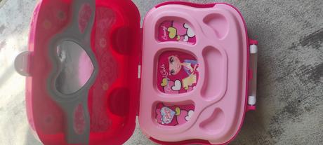 Kufrík kozmetický, 