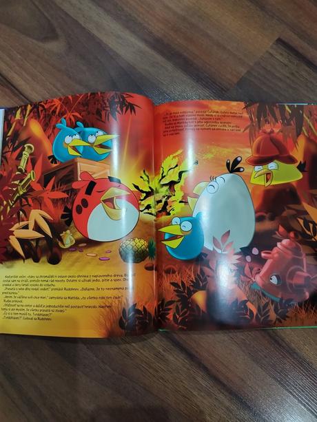 Angry birds tajomstvo zeleného vtáka, 