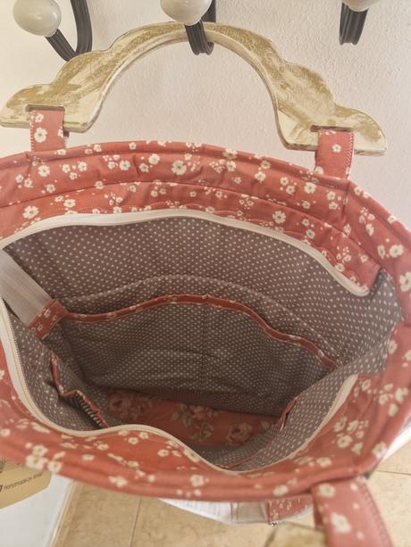 Rucne vyrábaná taška, 