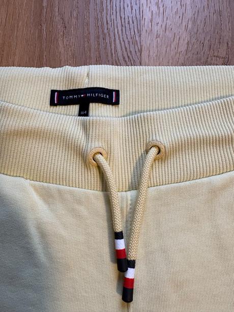 Kratasy hilfiger, tommy hilfiger,164