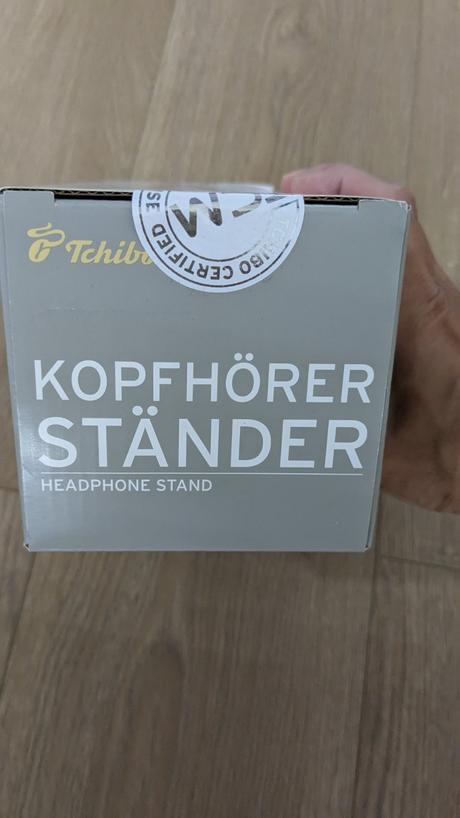 Stojan na slúchadlá,