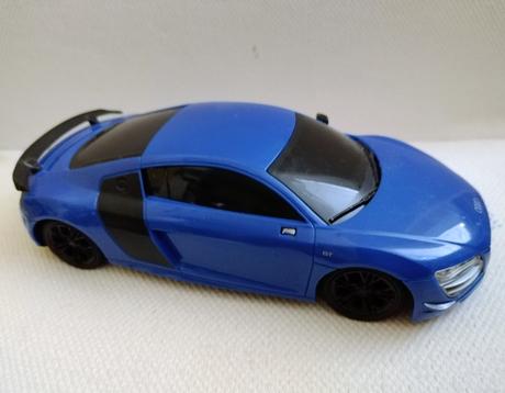 Rc auto na diaľkové ovládanie audi r8 gt, 