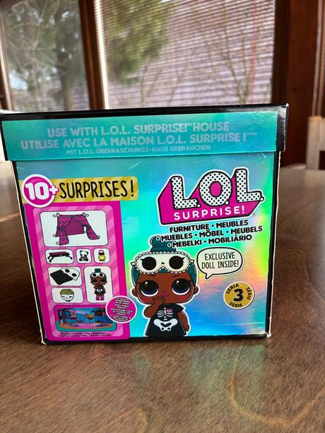 Lol suprise sleepover box, 