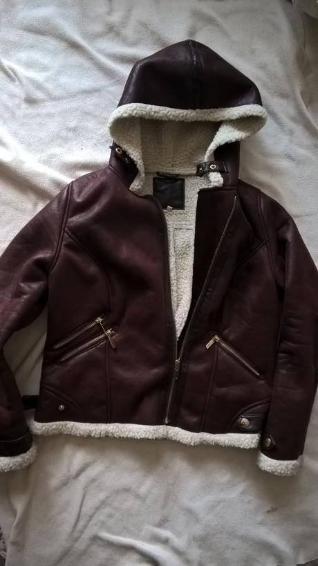 Prechodná bunda, 42