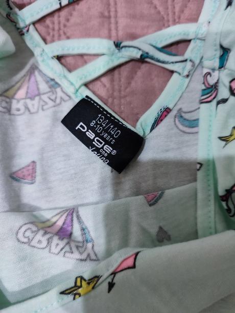 Overal,top stav,v.134-140, takko,134