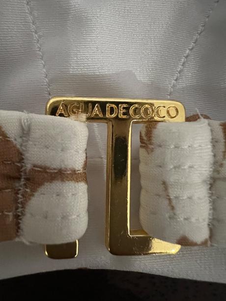 Plavky stali 850 eur, s