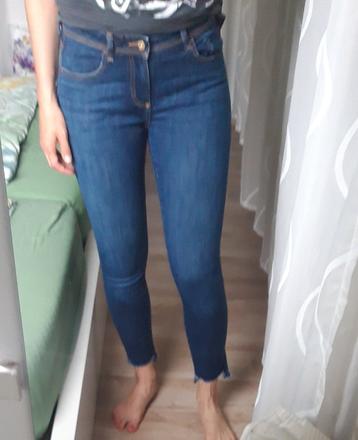Slim rifle, zara,s