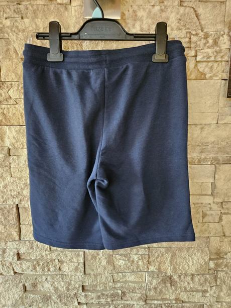 Kraťase pokemon, c&a,146