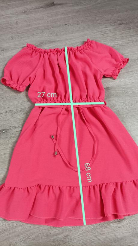 Dievčenské šaty, 134