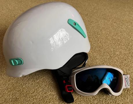 Chlapčenská prilba veľ. 48-52, xs