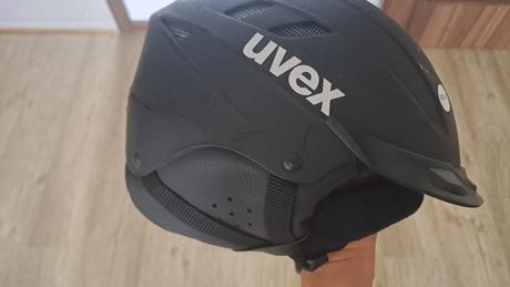 Lyžiarska prilba, uvex,s