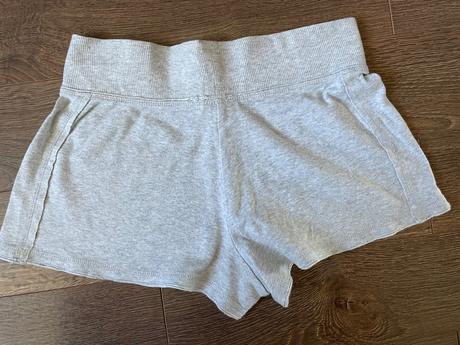 Next šortky, next,xs